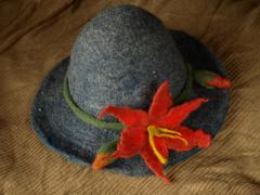 Grey hat